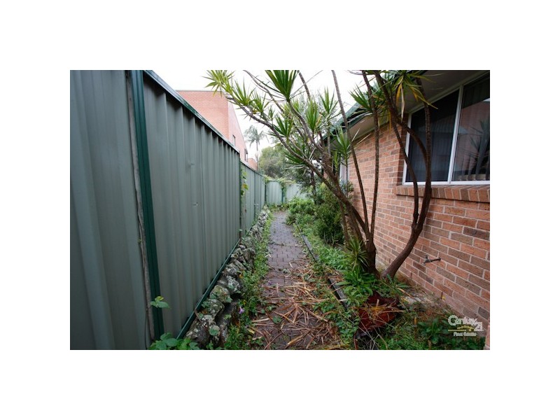 3/8 Dudley Street, Charlestown NSW 2290