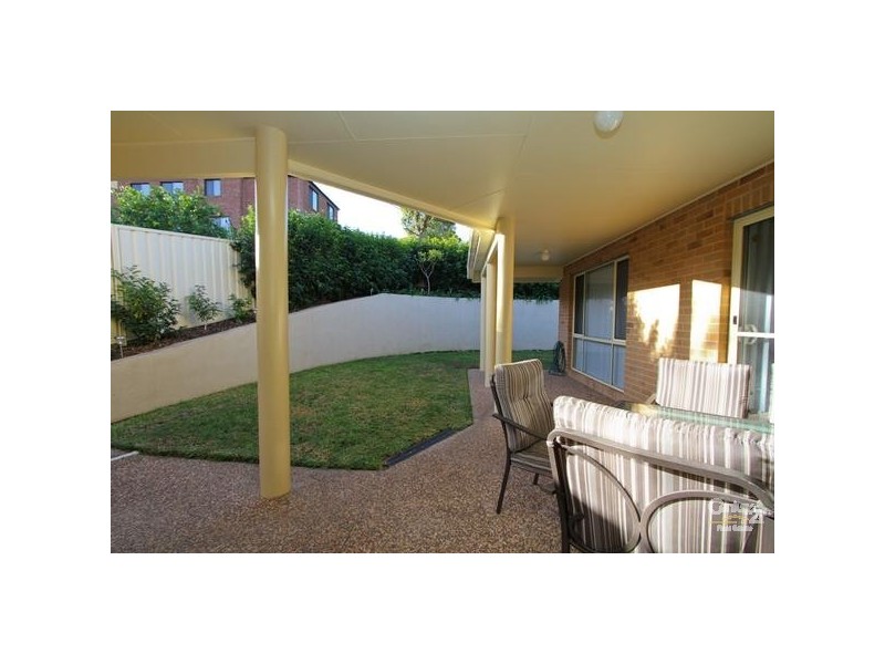 12 Seafarer Close, Belmont NSW 2280