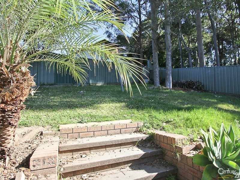 5 Eastham Close, Tingira Heights NSW 2290