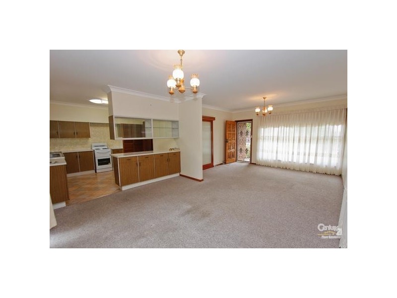 7 Berringar Rd, Valentine NSW 2280