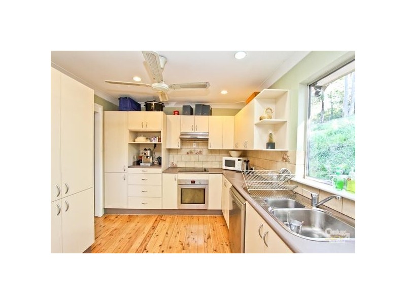 17 Moani Street, Eleebana NSW 2282