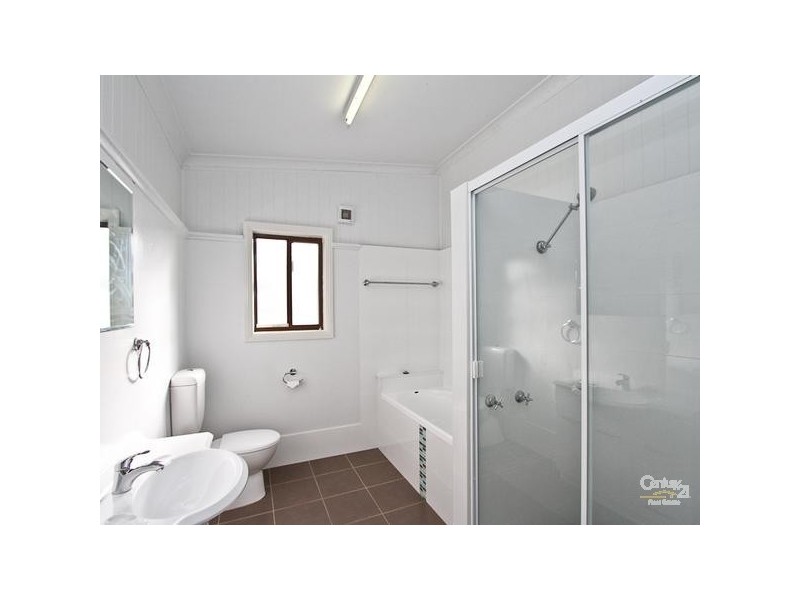 28 Evans Street, Belmont NSW 2280