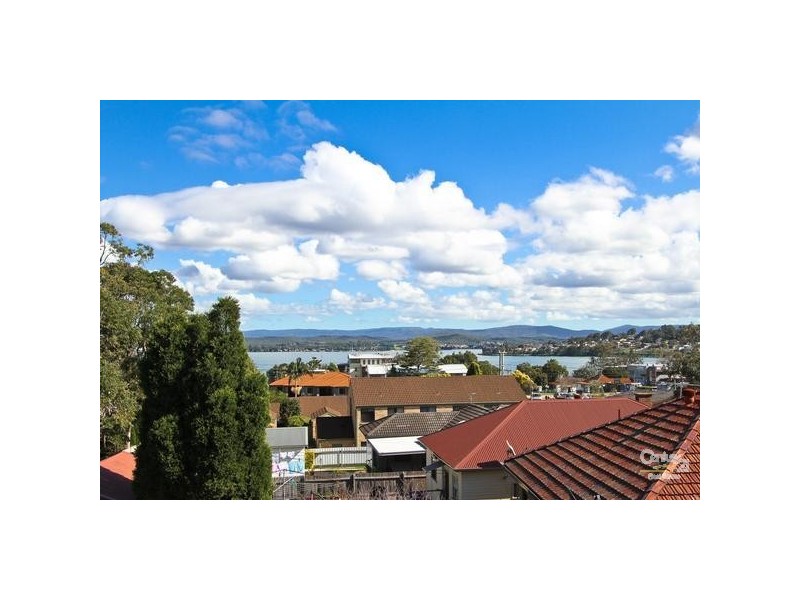 10/15 Warner St, Warners Bay NSW 2282
