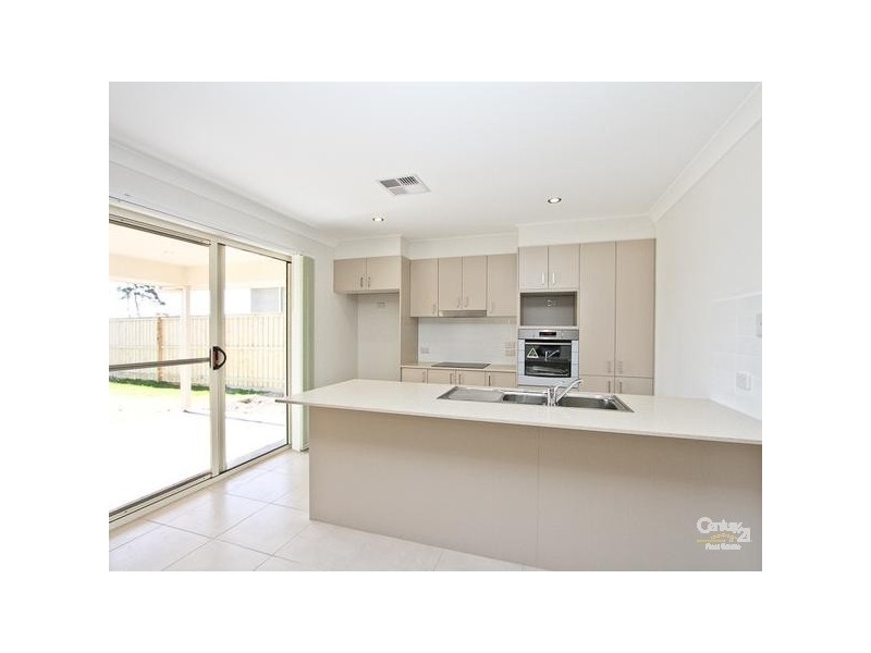 37 Kural Crescent, Fletcher NSW 2287