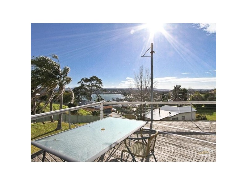 70 Thompson Road, Speers Point NSW 2284