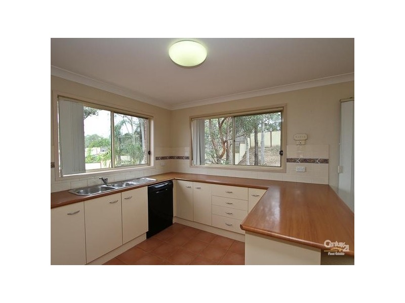 10 Canopus Close, Marmong Point NSW 2284