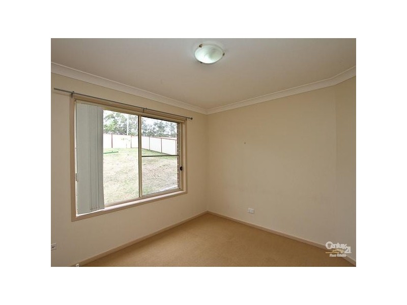 10 Canopus Close, Marmong Point NSW 2284