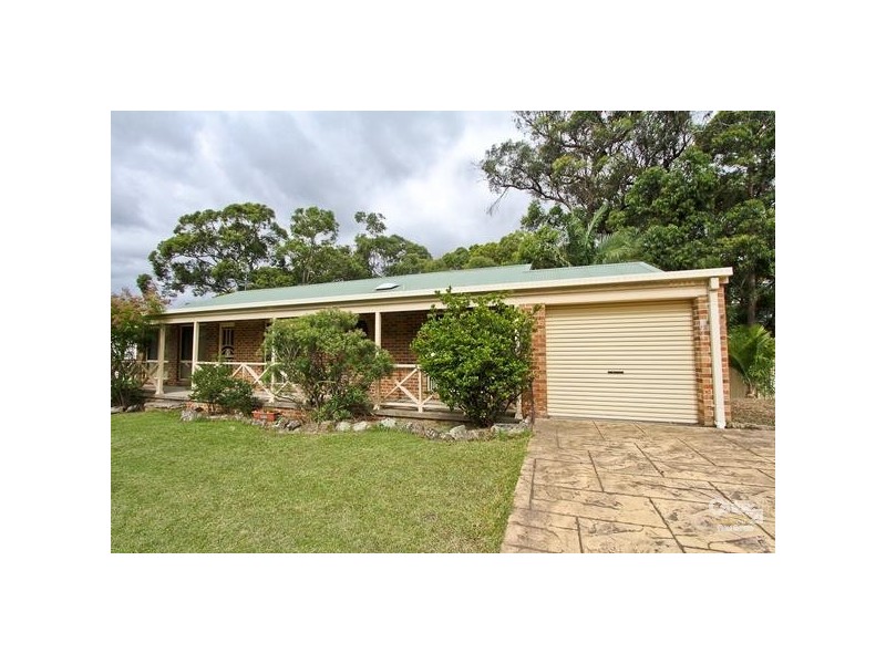12 Ridgewood Cres, Eleebana NSW 2282