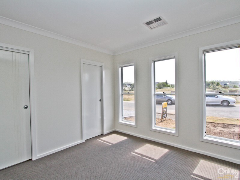 4 Village Grove, Caves Beach NSW 2281