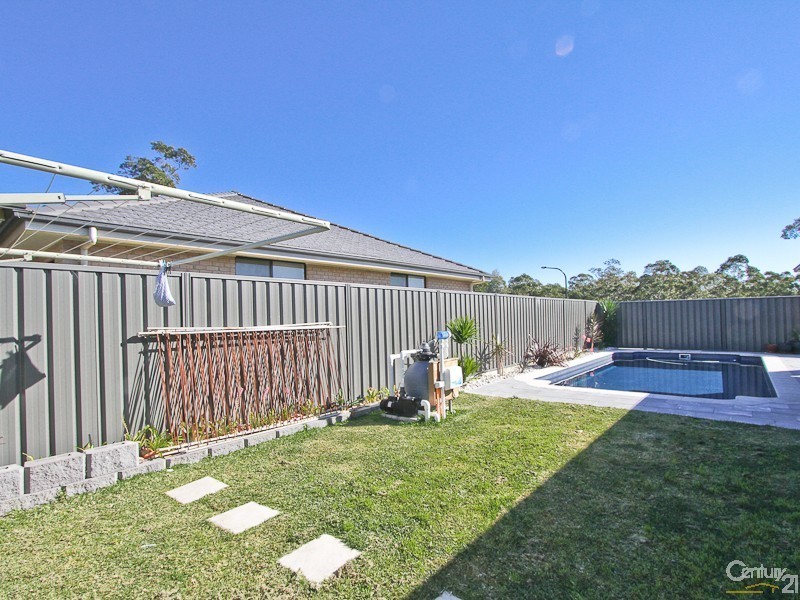 6 Ringtail Street, Fletcher NSW 2287