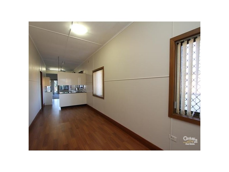 9 Ross Street, Belmont NSW 2280
