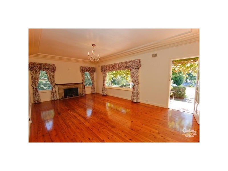 37 Croft Road, Eleebana NSW 2282