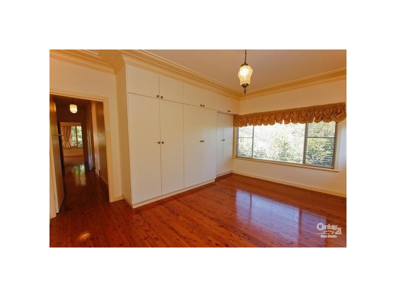 37 Croft Road, Eleebana NSW 2282