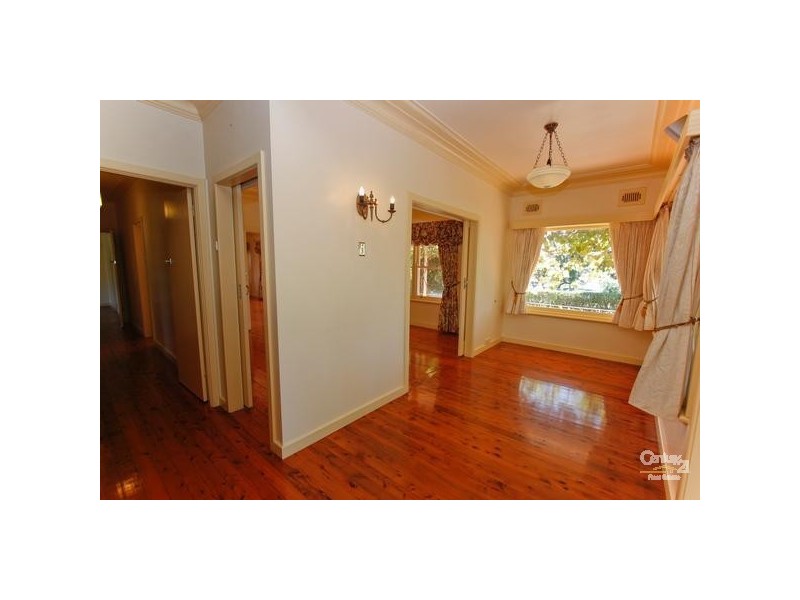37 Croft Road, Eleebana NSW 2282