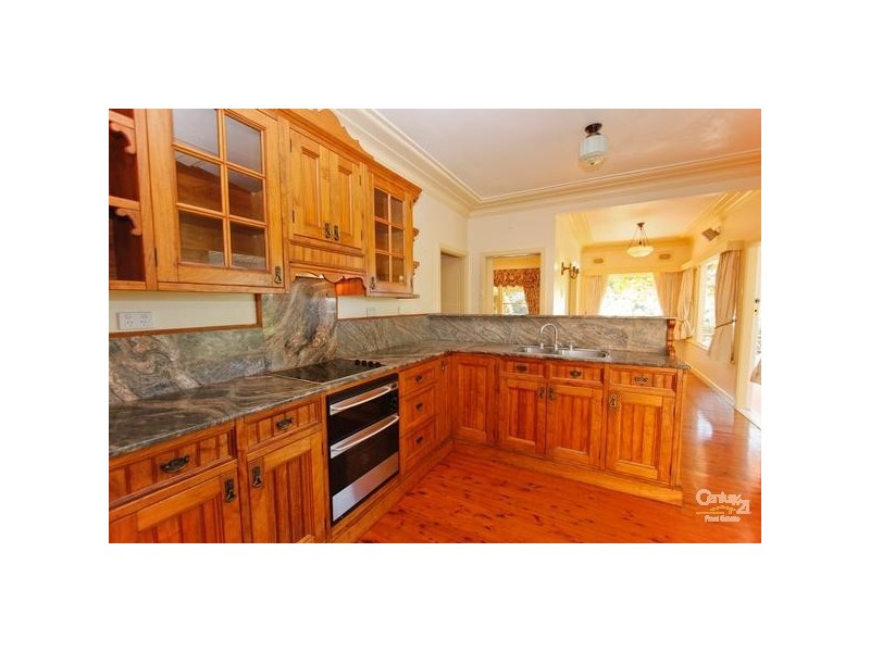 37 Croft Road, Eleebana NSW 2282