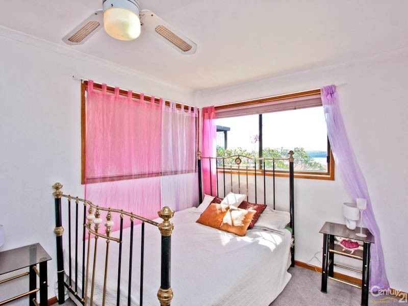51 Andrew Road, Valentine NSW 2280