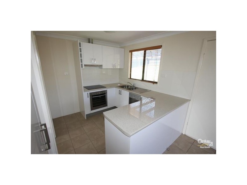 21 Amsdale Avenue, Macquarie Hills NSW 2285