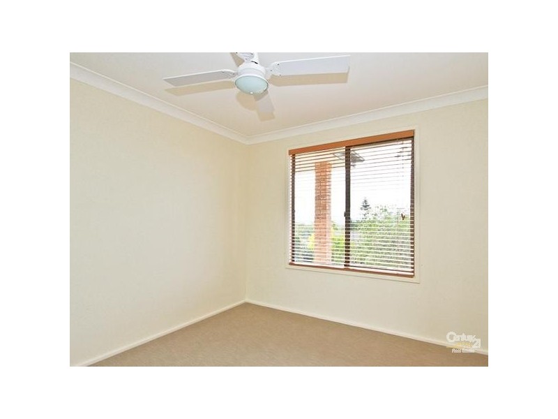 21 Amsdale Avenue, Macquarie Hills NSW 2285