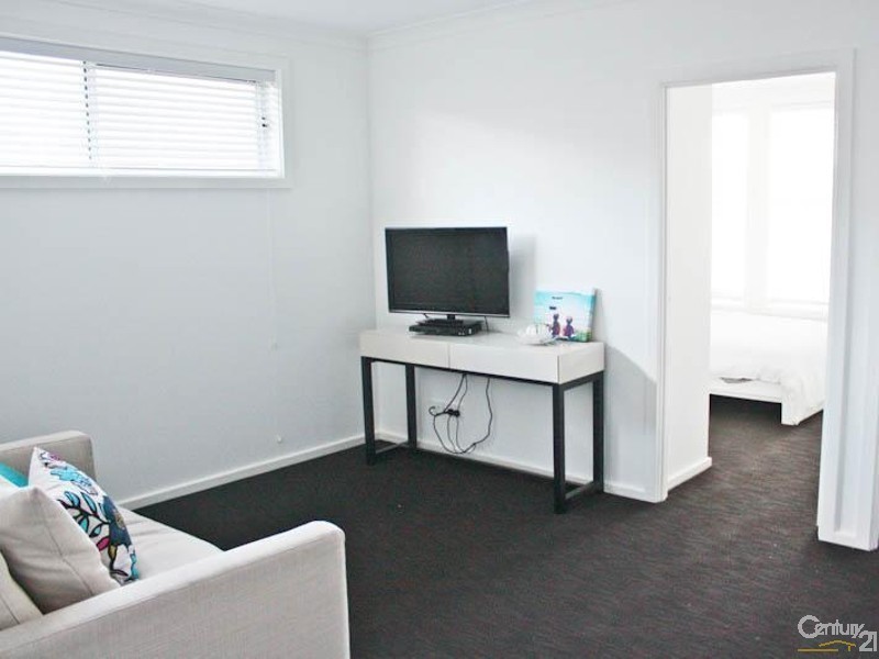 23 John Darling Avenue, Belmont North NSW 2280