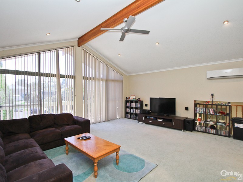 5 Ibis Close, Mount Hutton NSW 2290