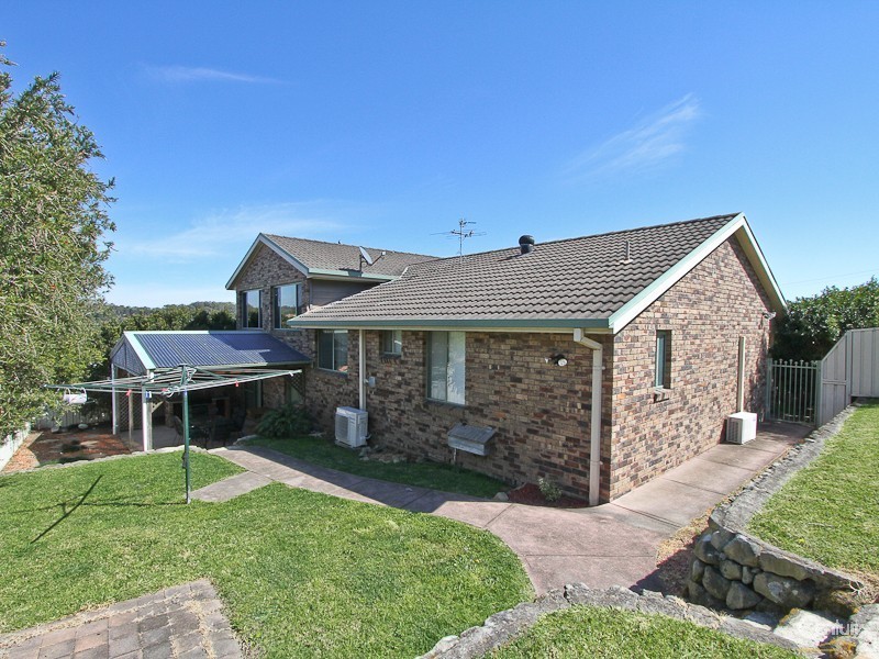 5 Ibis Close, Mount Hutton NSW 2290