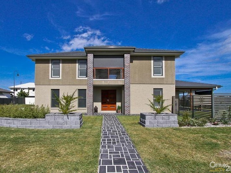 33 Siloam Drive, Belmont North NSW 2280