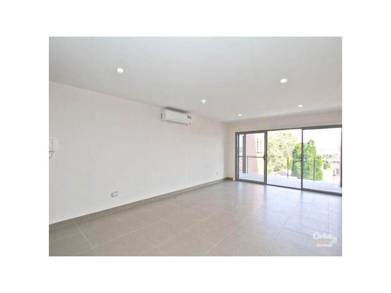 14/13-17 Warner Street, Warners Bay NSW 2282