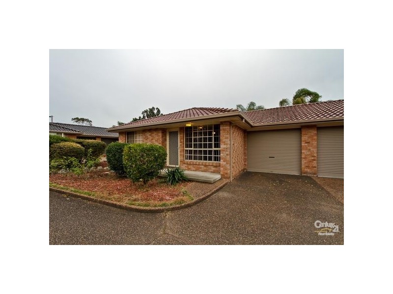 3/4 Delta Close, Eleebana NSW 2282