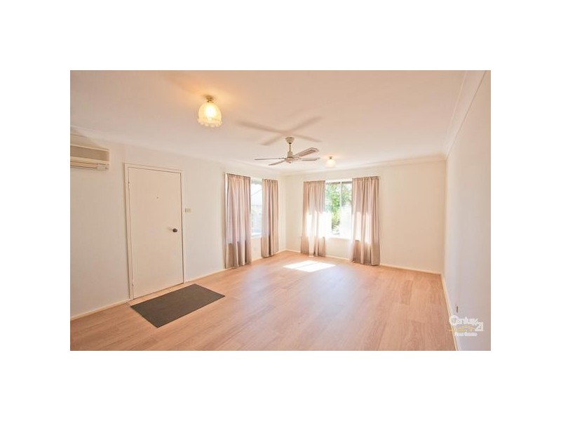 2/75 Warners Bay Road, Warners Bay NSW 2282