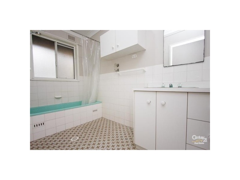 2/75 Warners Bay Road, Warners Bay NSW 2282