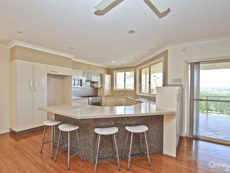 35 Grovelake Close, Eleebana NSW 2282