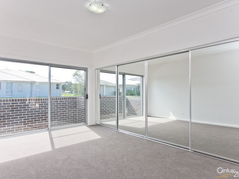 1 John Fallins Close, Belmont North NSW 2280