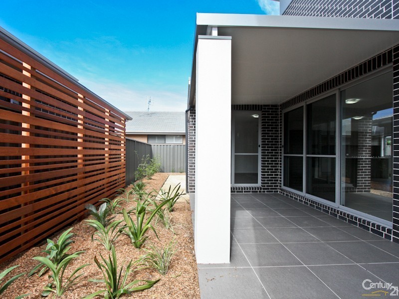 1 John Fallins Close, Belmont North NSW 2280