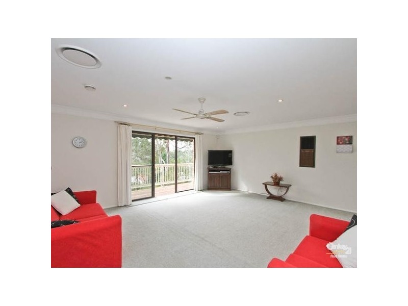 32 Christopher, Valentine NSW 2280