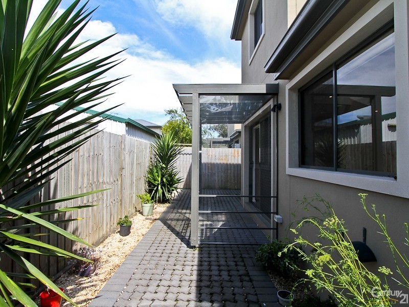 10/346-348 Pacific Highway, Belmont North NSW 2280