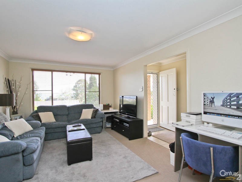 21 Amsdale Avenue, Macquarie Hills NSW 2285