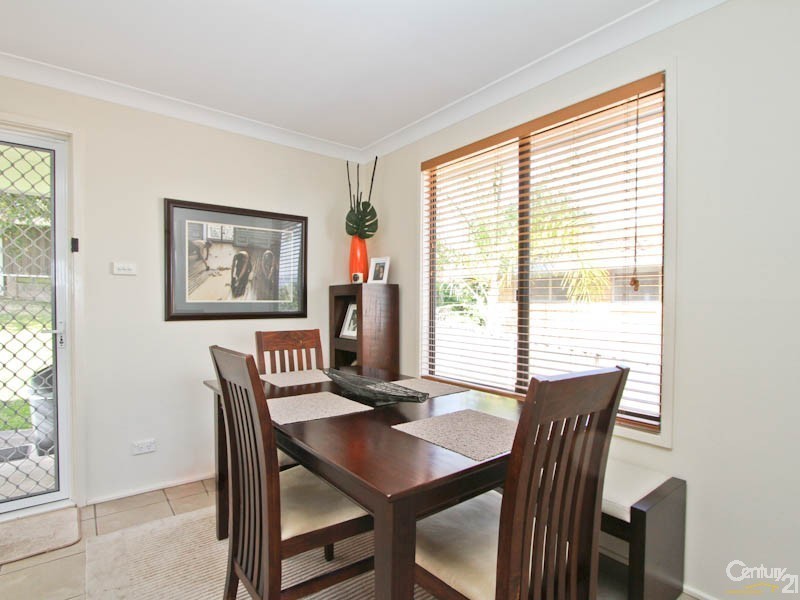 21 Amsdale Avenue, Macquarie Hills NSW 2285