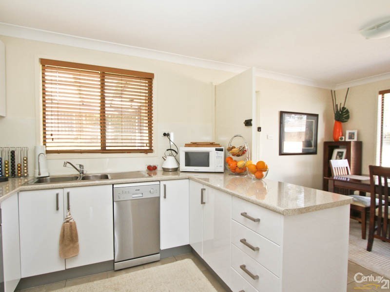 21 Amsdale Avenue, Macquarie Hills NSW 2285