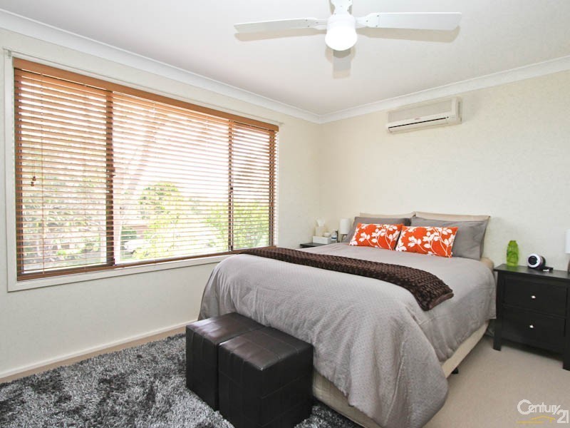 21 Amsdale Avenue, Macquarie Hills NSW 2285