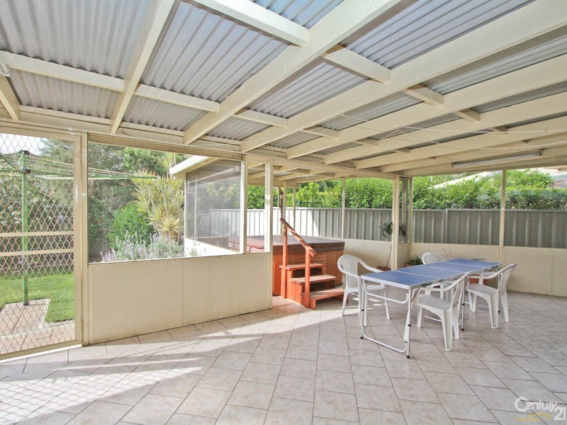 5 Merlin Close, Valentine NSW 2280