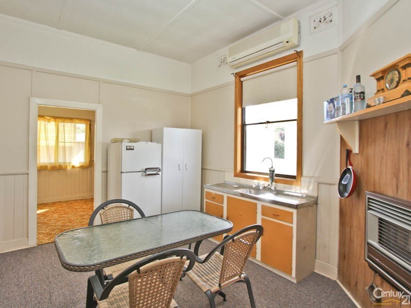 15  Nord Street, Speers Point NSW 2284