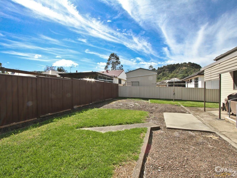 15  Nord Street, Speers Point NSW 2284