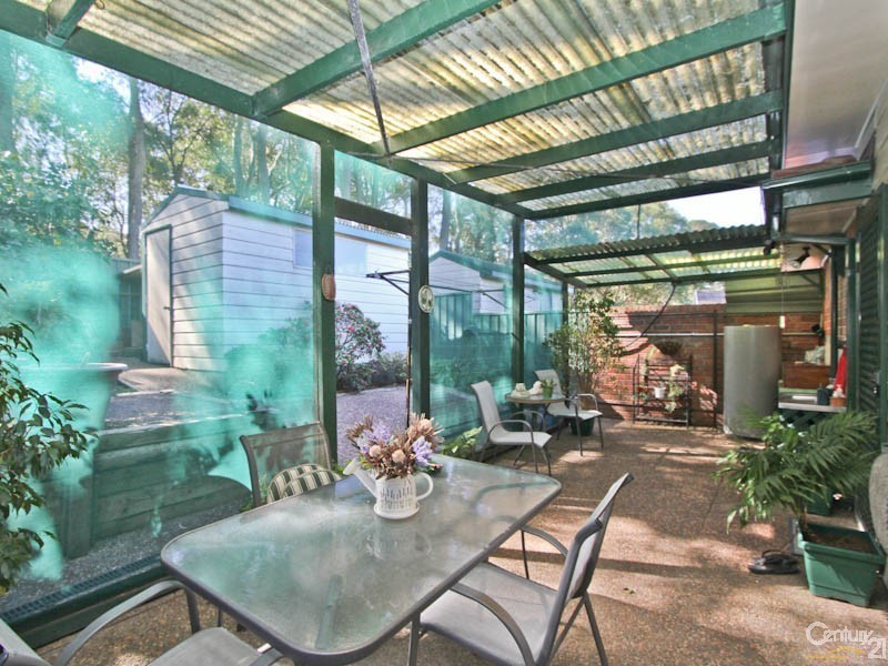 2/4 Deal Street, Mount Hutton NSW 2290