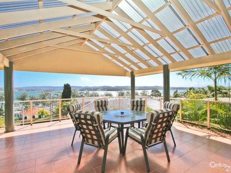 64 Victor Avenue, Valentine NSW 2280