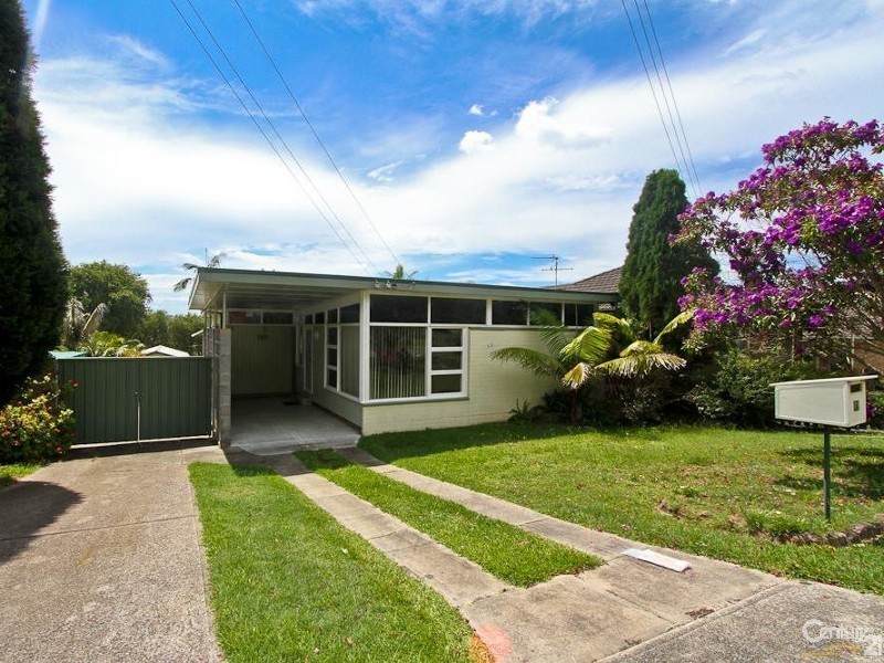 12 Elizabeth Street, Eleebana NSW 2282