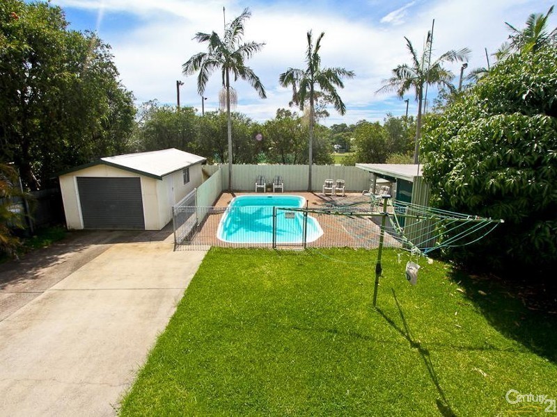 12 Elizabeth Street, Eleebana NSW 2282
