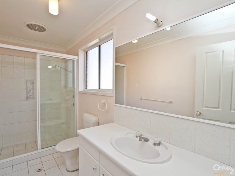 19 Ridgewood Crescent, Eleebana NSW 2282