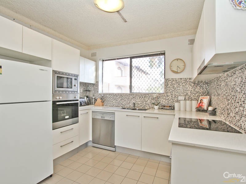 2/18 Brooks Street, Cooks Hill NSW 2300