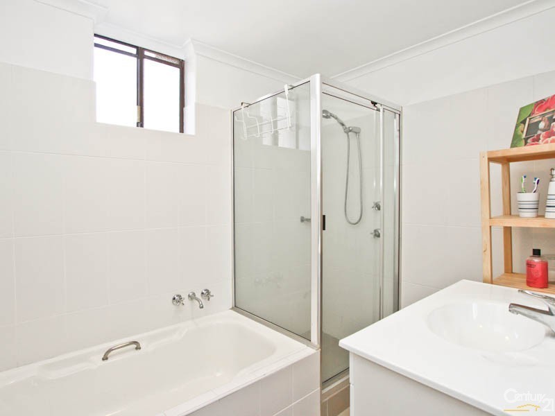 2/18 Brooks Street, Cooks Hill NSW 2300