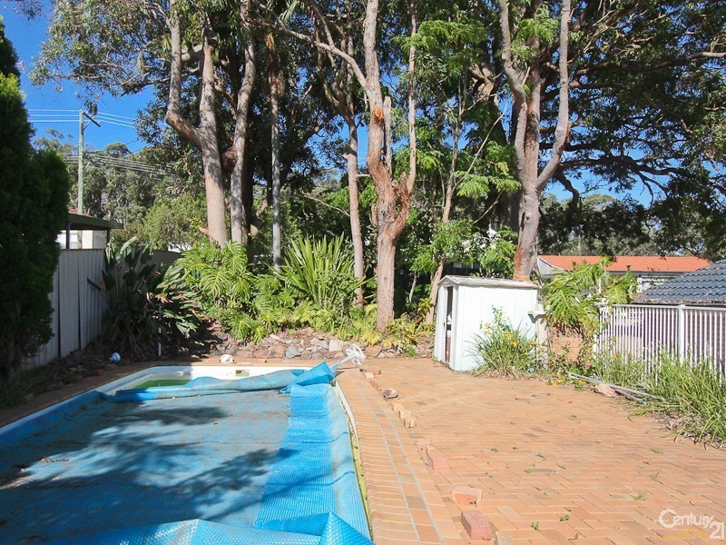 6 Butler Crescent, Warners Bay NSW 2282